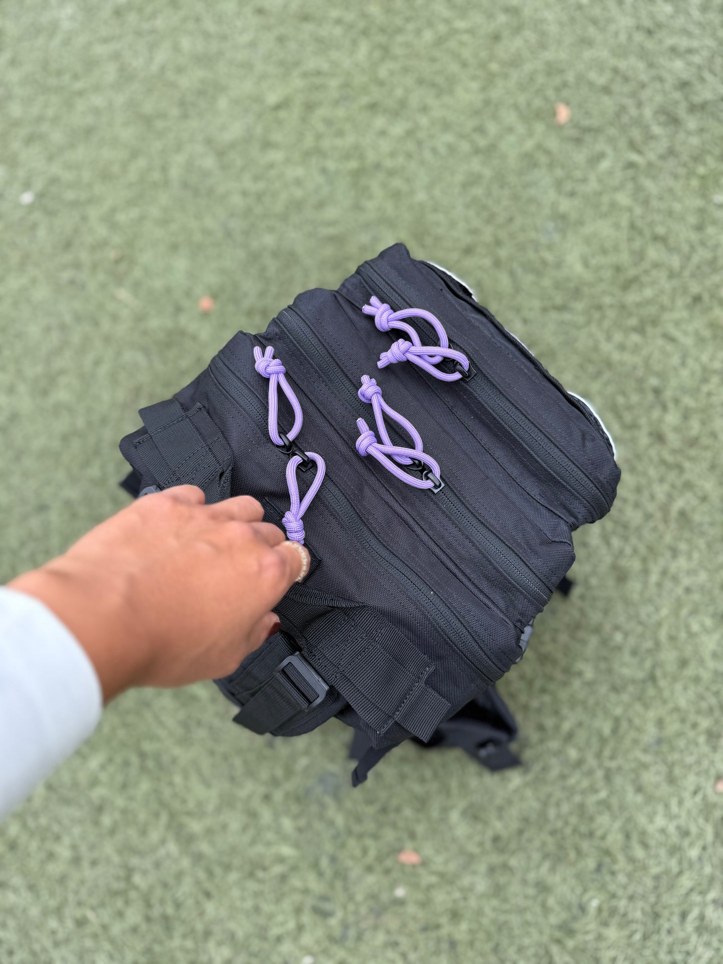 Mochila Bullypak 25 Litros Negra lazos Morados (Calidad Premium)