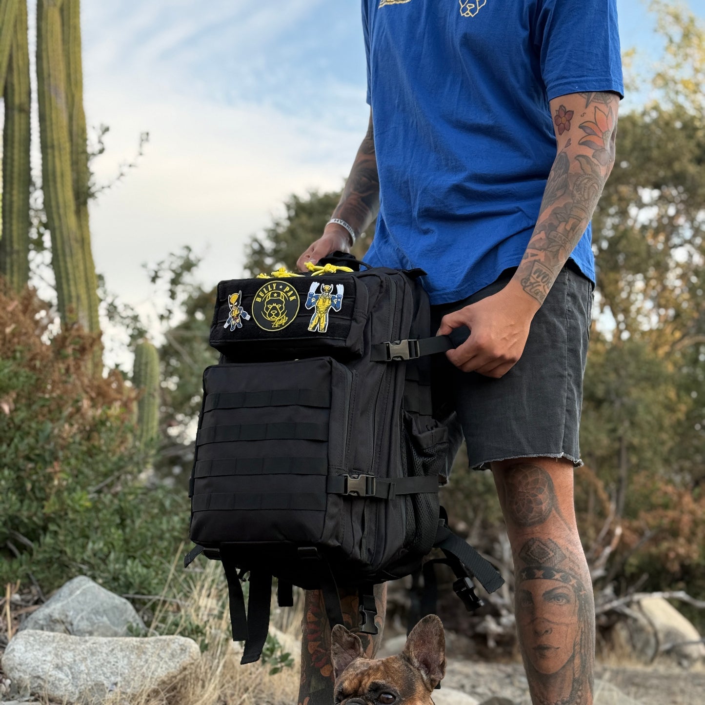 Mochila Bullypak 25 Litros Negra lazos Amarillos (Premium)