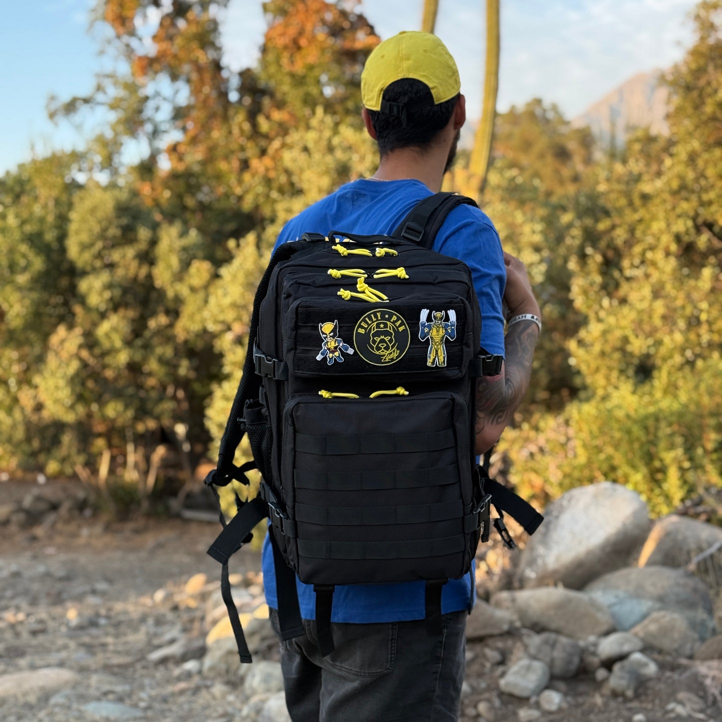 Mochila Bullypak 45 Litros Negra lazos Amarillos (Premium)