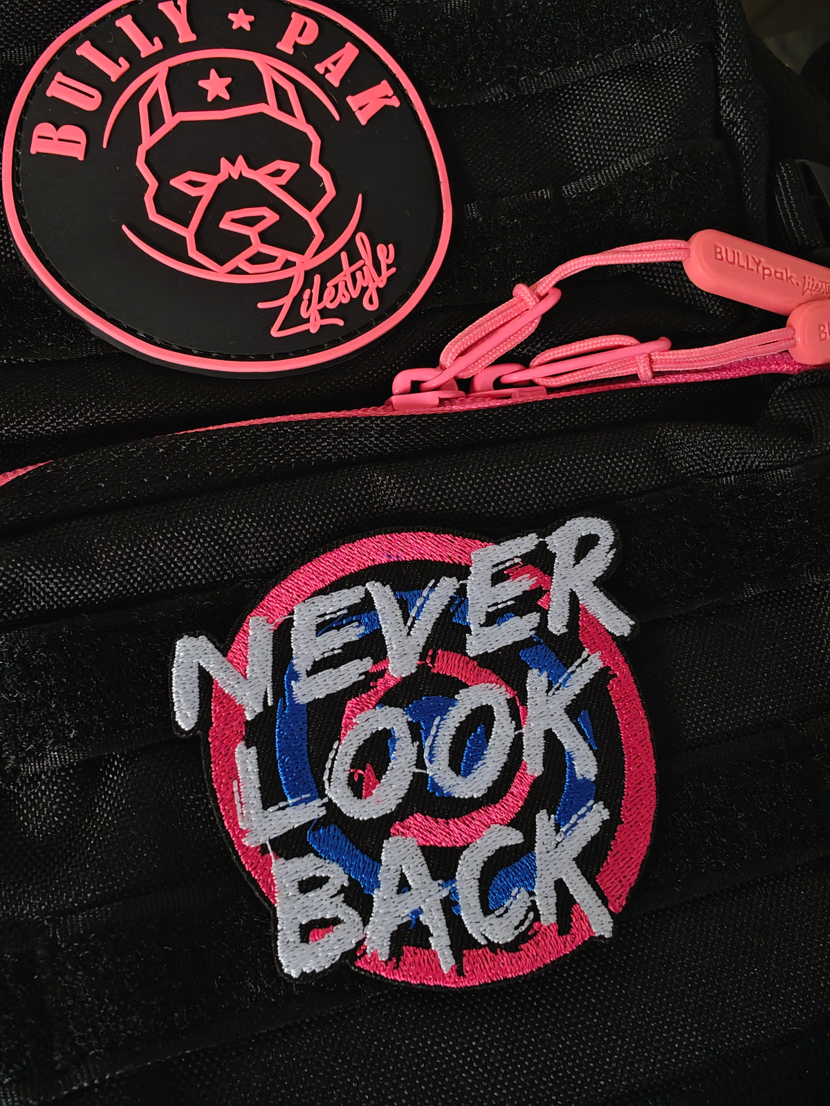 Parche "Never look Back"